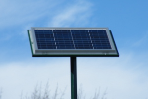 solárny panel napájajúci DEK systém